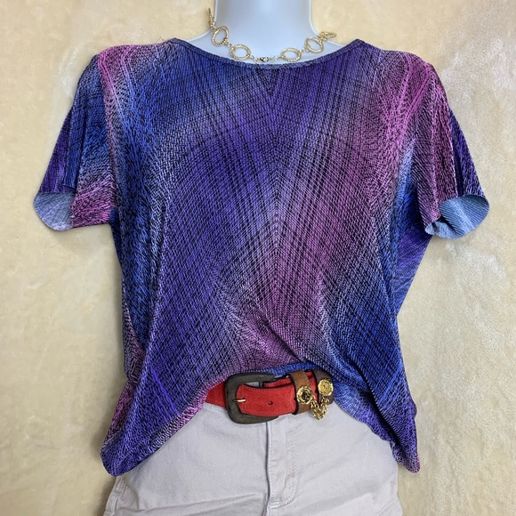NICOLA Tops - Vintage NICOLA M Abstract Textured Blouse